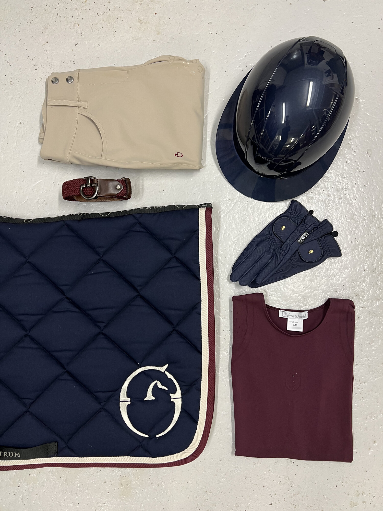https://www.hogstaonline.com/pub_docs/files/ShoppaLooken/marinlook.jpg