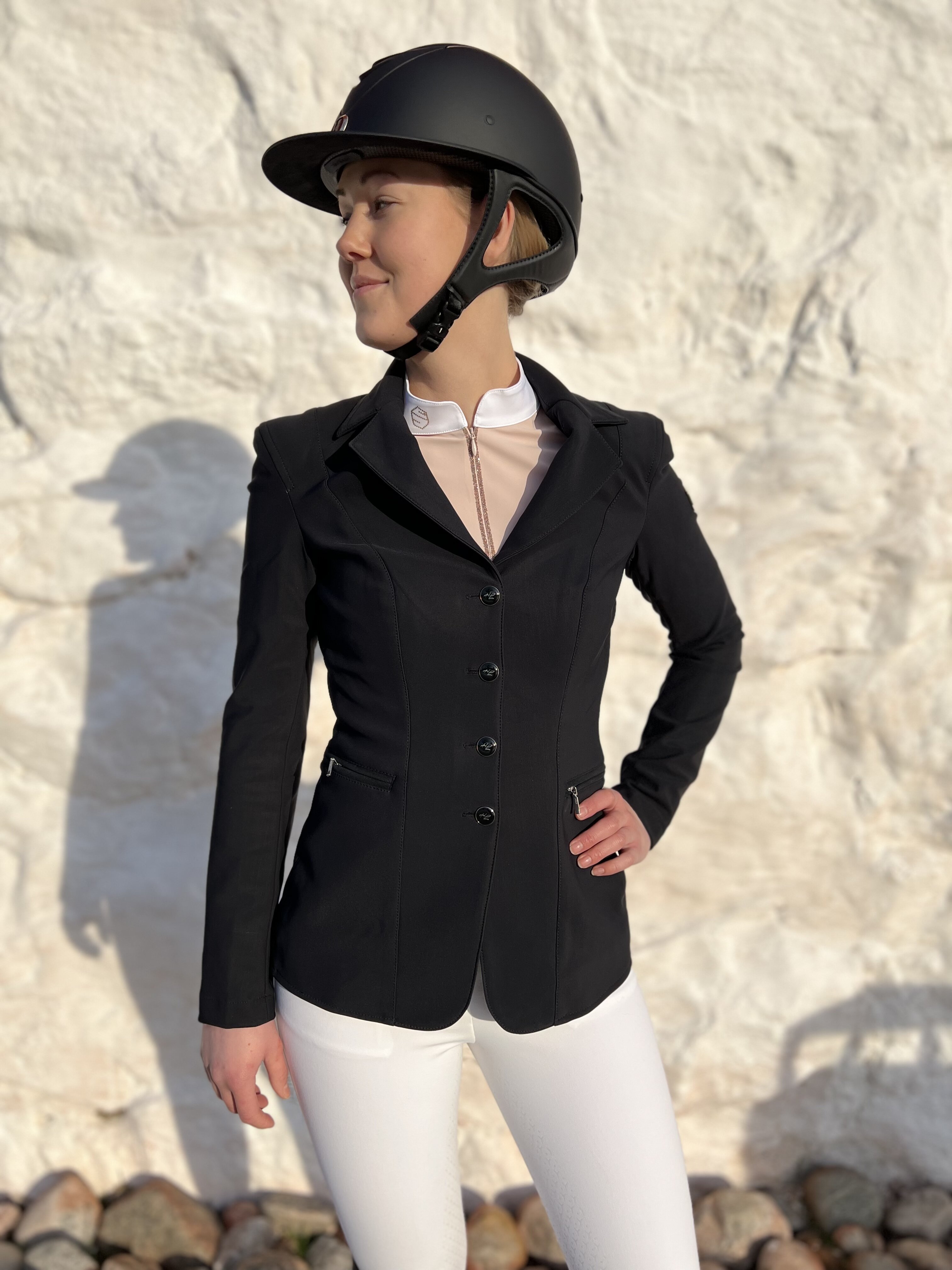 https://www.hogstaonline.com/pub_docs/files/ShoppaOutfits/image00026.jpeg
