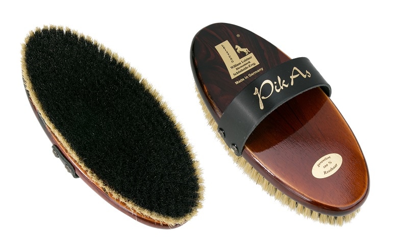 Pik As grooming brush