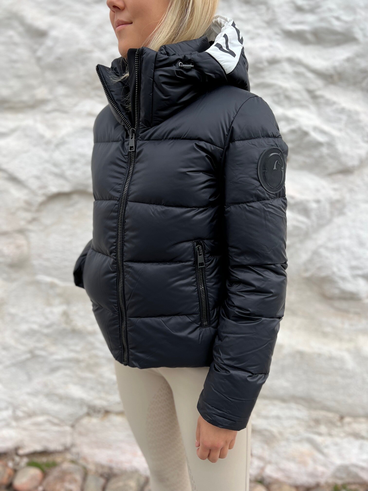 La Balme Jacket - Black